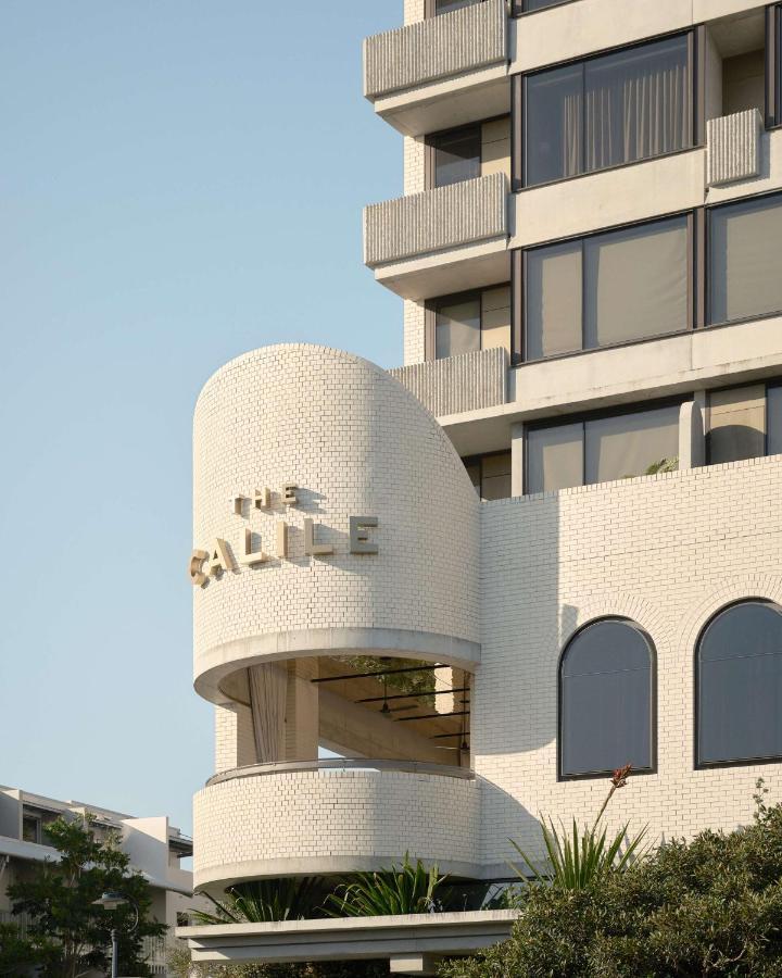 The Calile Hotel Brisbane Extérieur photo The building's name on the corner of the building